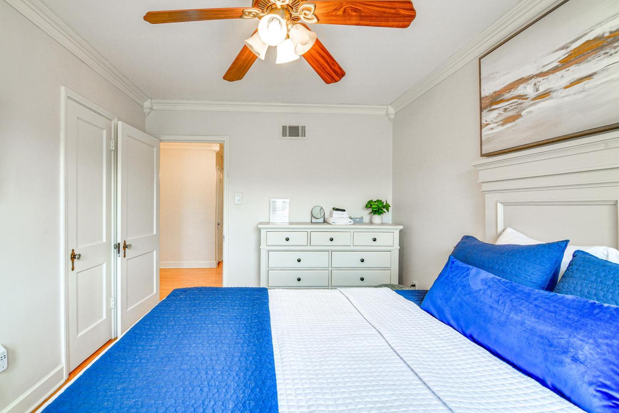 Spacious Retreat 5 Mi To Downtown Beats! Holiday home